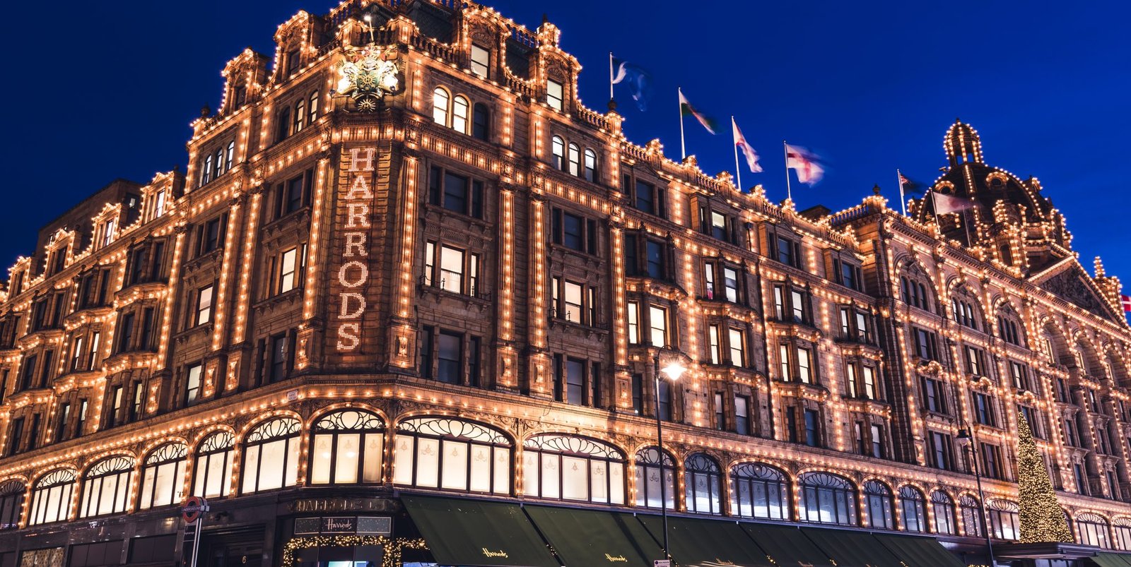 Burberry Takeover At Harrods - The Luxury Report